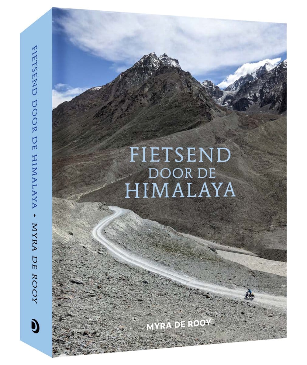 Fietsend door de Himalaya - Myra de Rooy